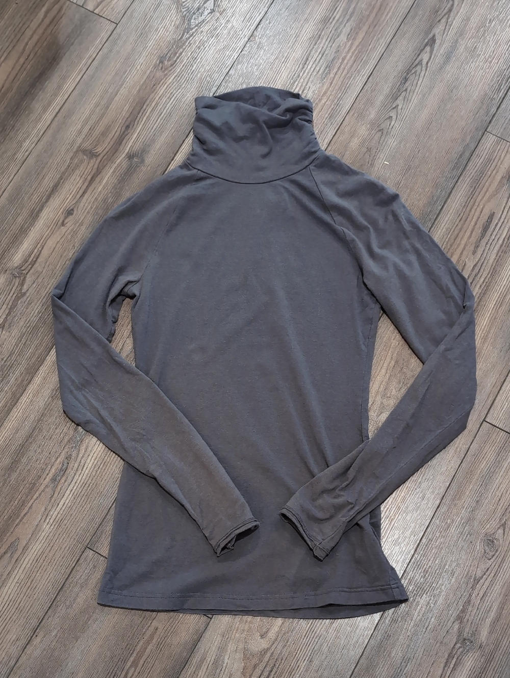 Decree Turtleneck Medium